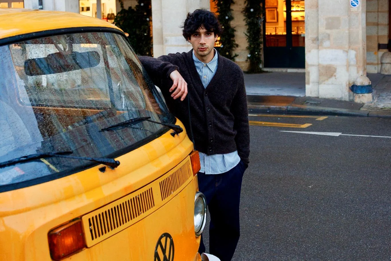 Side profile of model walking, Oliver Spencer FW26, photographed by Campbell Jensen