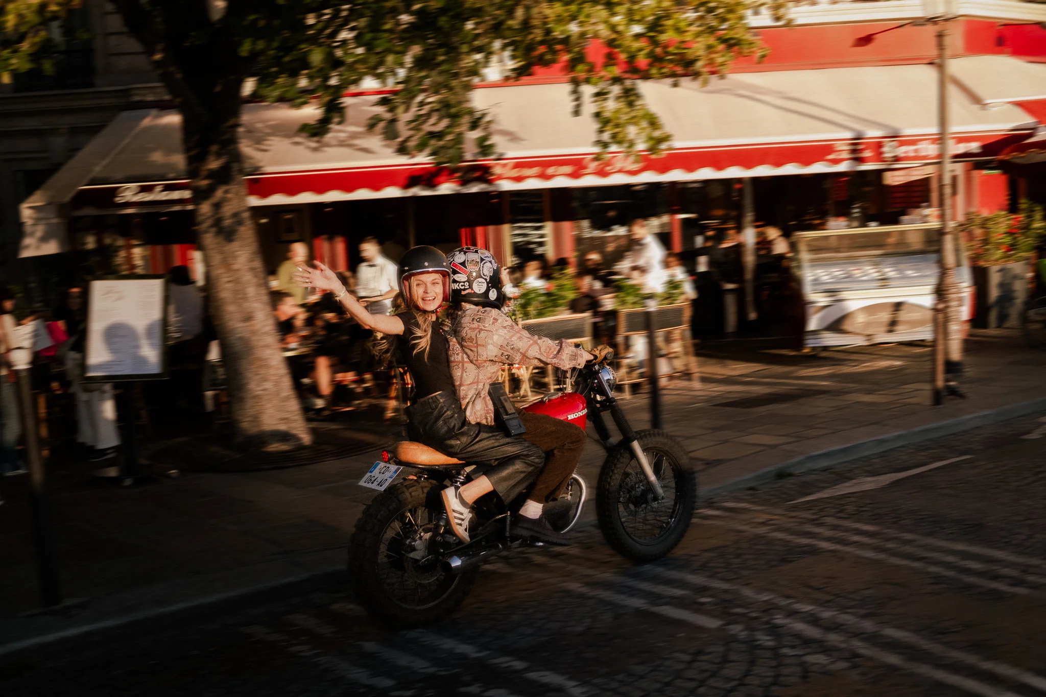 Street photography by Campbell Jensen