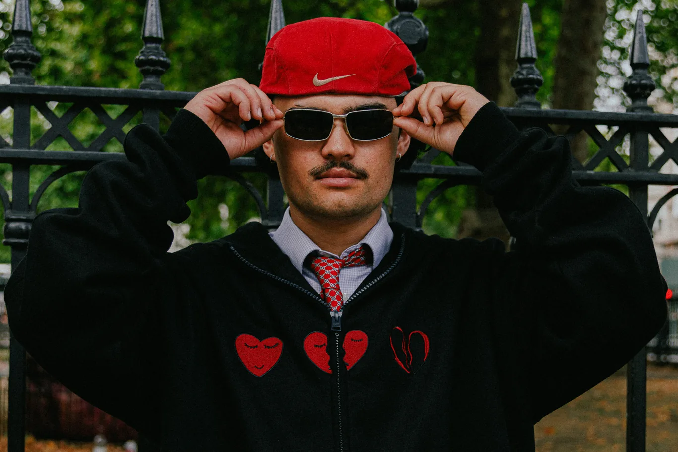 Palmah on a London street, photographed by Campbell Jensen